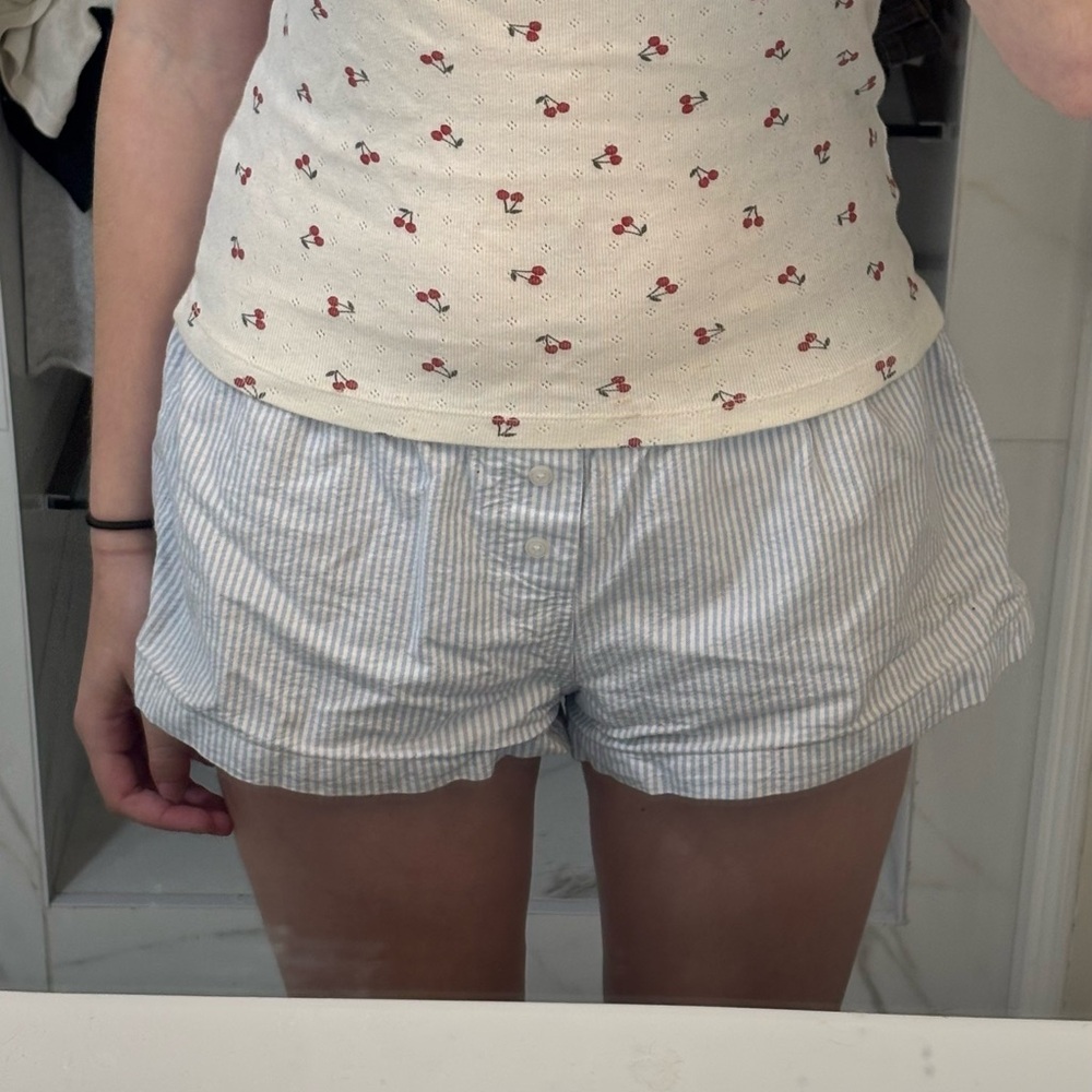 Brandy Melville Linen shorts